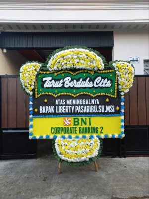 Papan Bunga Duka di Mam