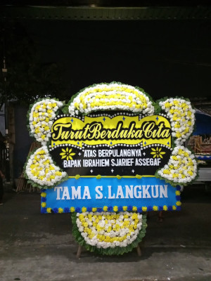 Papan Bunga Duka di Mam